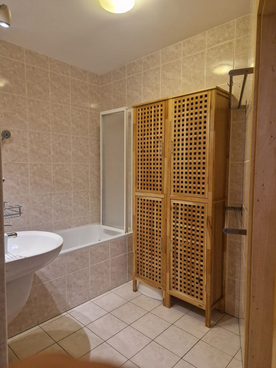 Pronájem bytu 3+kk 78 m², Kettnerova, Praha, Praha Pronájem bytu 3+kk 78 m², Kettnerova, Praha, Praha