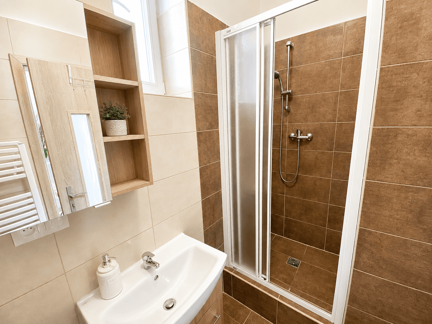 Pronájem bytu 28 m², Vídeňská, Olomouc, Olomoucký kraj Pronájem bytu 28 m², Vídeňská, Olomouc, Olomoucký kraj