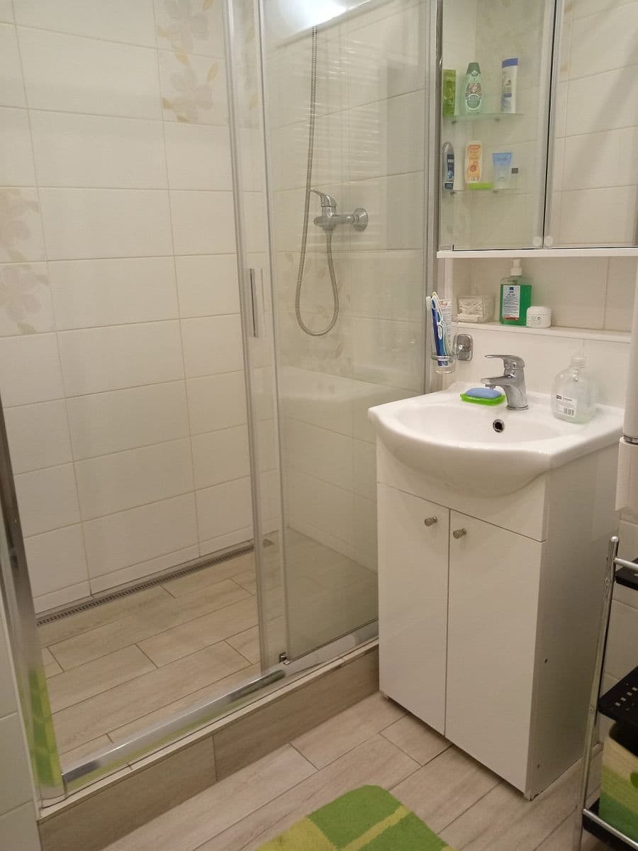 Pronájem bytu 30 m², Samohelova, Praha, Praha Pronájem bytu 30 m², Samohelova, Praha, Praha