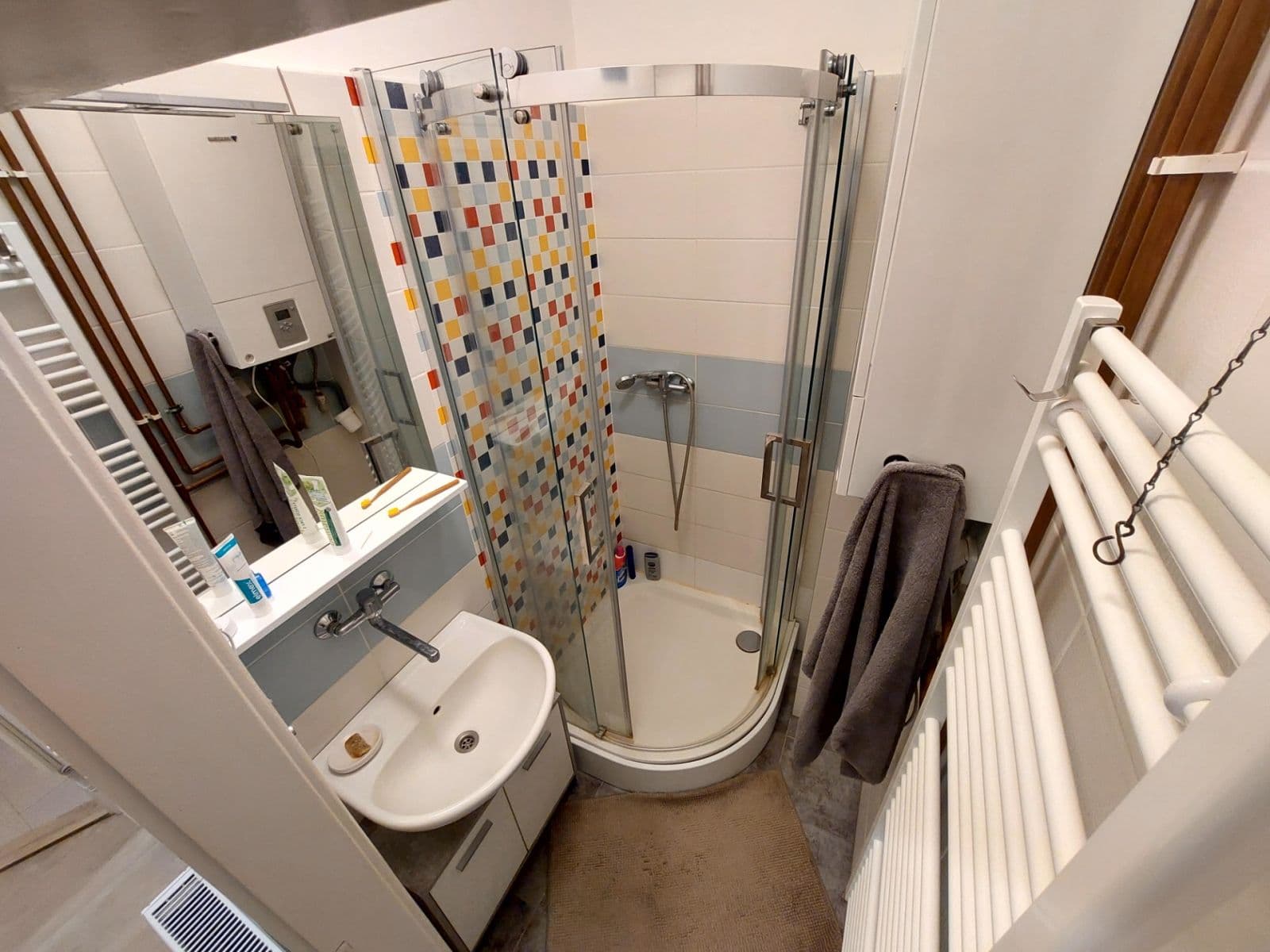 Pronájem bytu 1+1 45 m², Šmeralova, Olomouc, Olomoucký kraj Pronájem bytu 1+1 45 m², Šmeralova, Olomouc, Olomoucký kraj