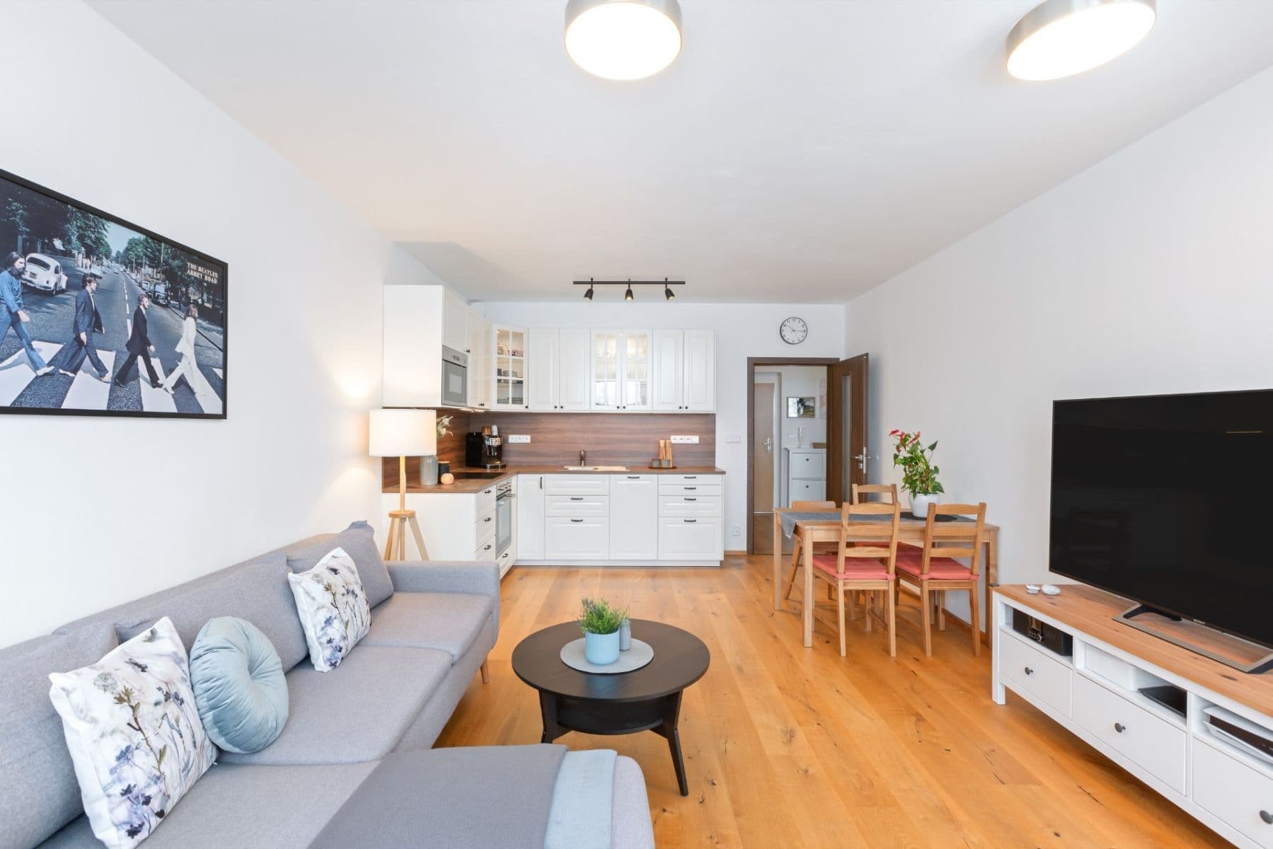 Pronájem bytu 2+kk 61 m², Nad Akcízem, Praha, Praha Pronájem bytu 2+kk 61 m², Nad Akcízem, Praha, Praha
