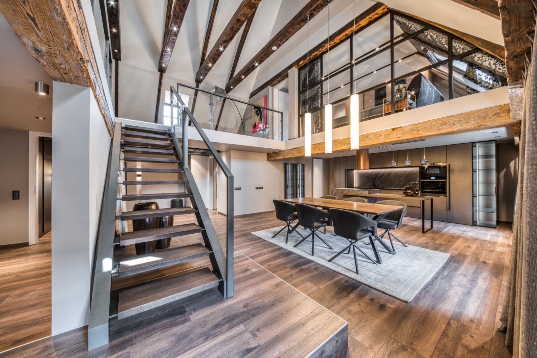 Pronájem bytu 3+1 178 m², Opatovická, Praha, Praha Pronájem bytu 3+1 178 m², Opatovická, Praha, Praha