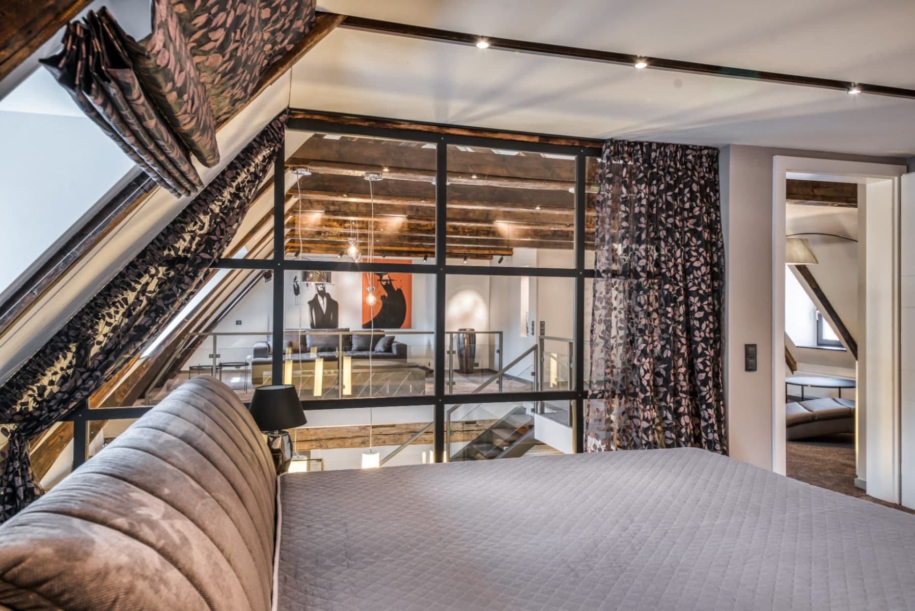 Pronájem bytu 3+1 178 m², Opatovická, Praha, Praha Pronájem bytu 3+1 178 m², Opatovická, Praha, Praha