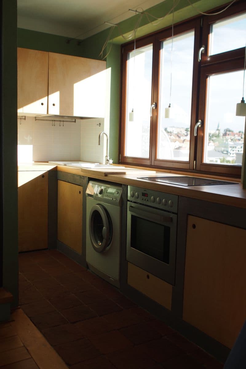 Pronájem bytu 1+kk 25 m², Nad Kajetánkou, Praha, Praha Pronájem bytu 1+kk 25 m², Nad Kajetánkou, Praha, Praha