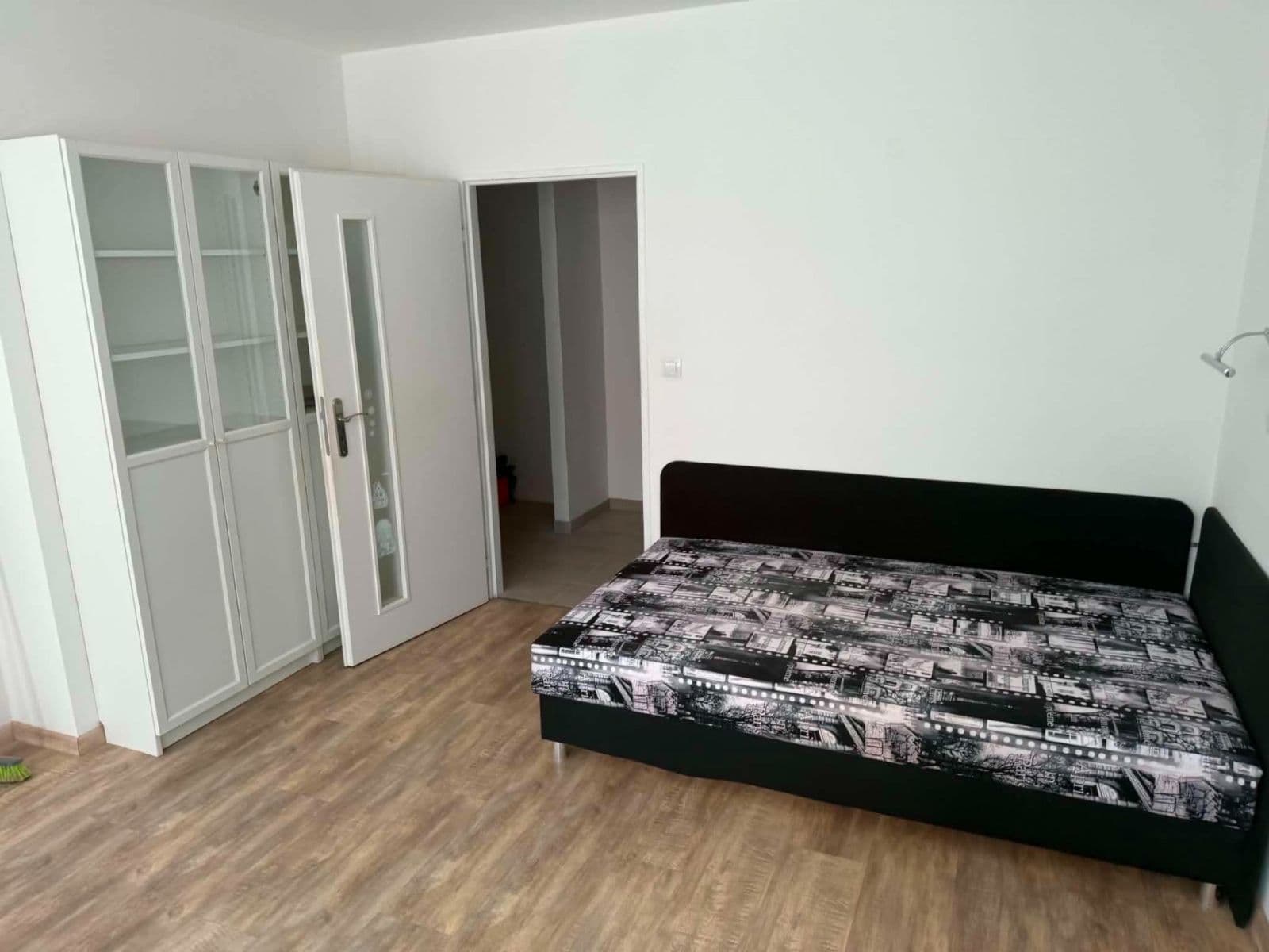 Pronájem bytu 1+kk 28 m², Na Kocínce, Praha, Praha Pronájem bytu 1+kk 28 m², Na Kocínce, Praha, Praha