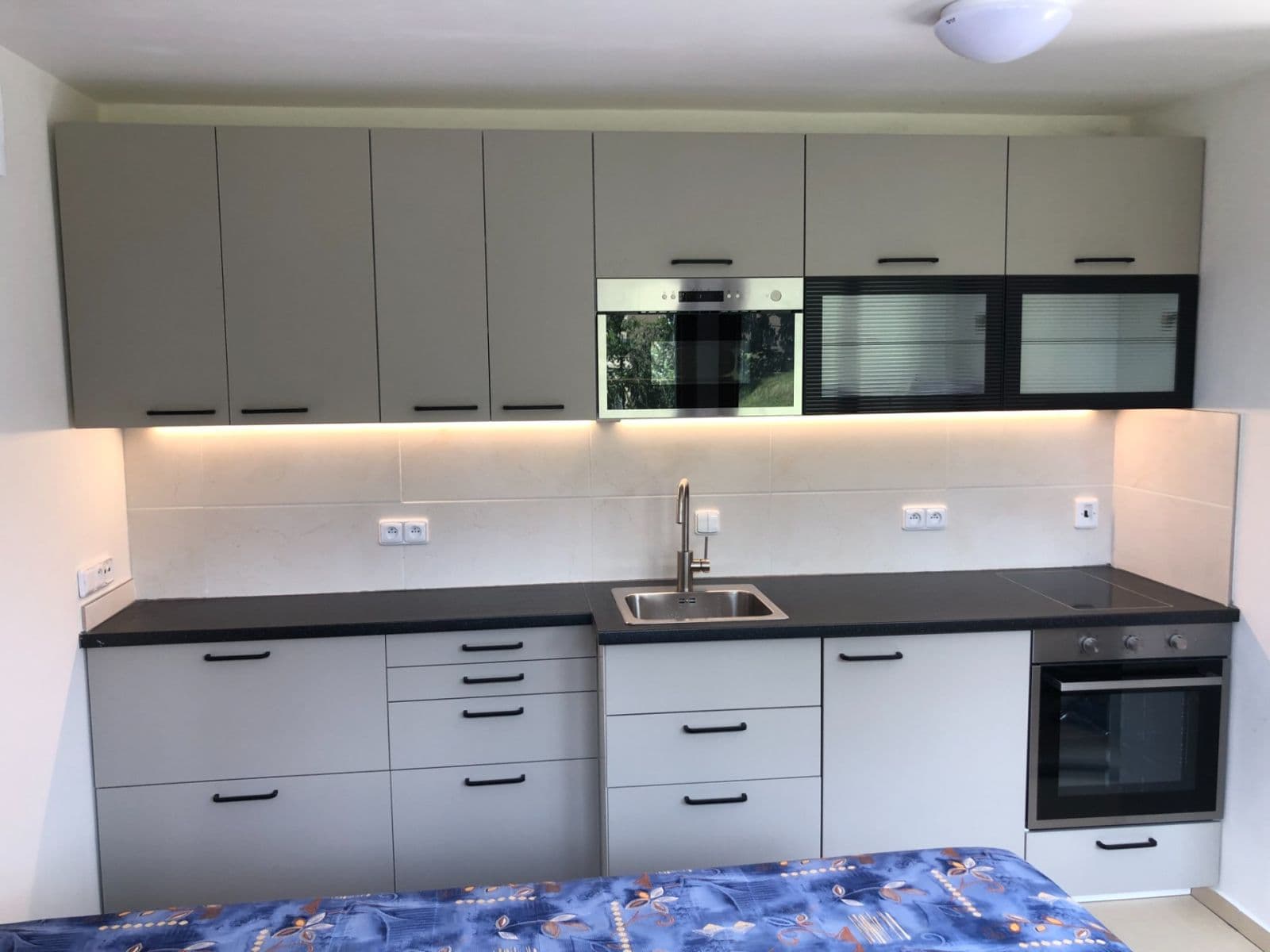 Pronájem bytu 1+kk 18 m², Nad Santoškou, Praha, Praha Pronájem bytu 1+kk 18 m², Nad Santoškou, Praha, Praha