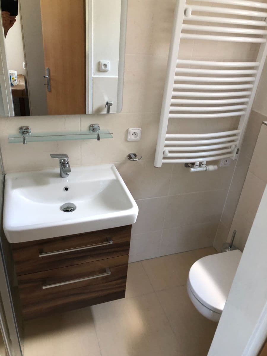 Pronájem bytu 1+kk 18 m², Nad Santoškou, Praha, Praha Pronájem bytu 1+kk 18 m², Nad Santoškou, Praha, Praha