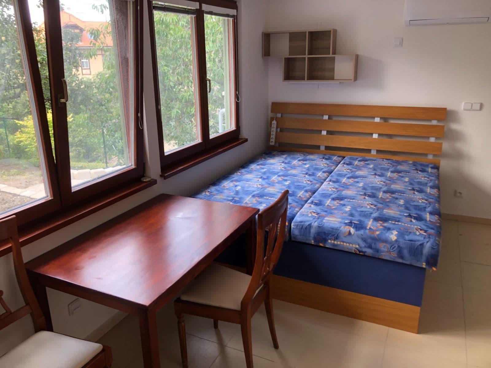 Pronájem bytu 1+kk 18 m², Nad Santoškou, Praha, Praha Pronájem bytu 1+kk 18 m², Nad Santoškou, Praha, Praha