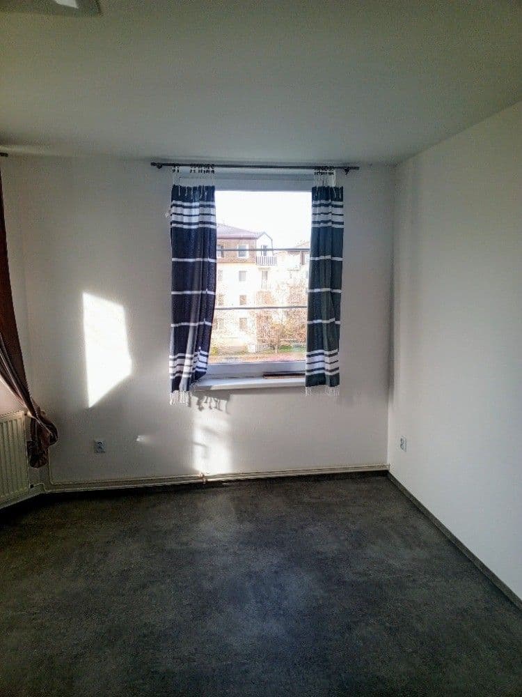 Prodej bytu 1+1 44 m², Topolová, Olomouc, Olomoucký kraj Prodej bytu 1+1 44 m², Topolová, Olomouc, Olomoucký kraj