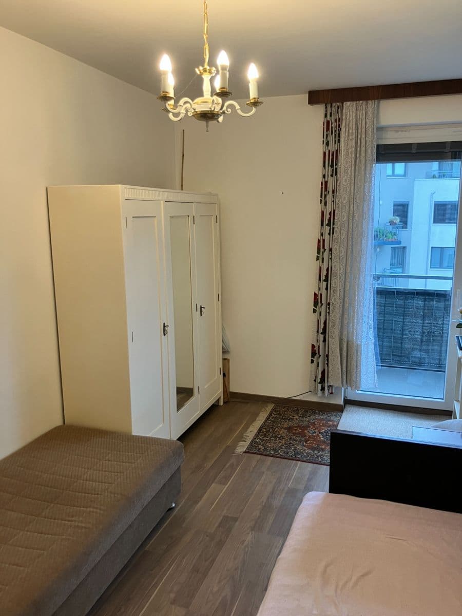 Pronájem bytu 1+kk 39 m², Rižská, Praha, Praha Pronájem bytu 1+kk 39 m², Rižská, Praha, Praha