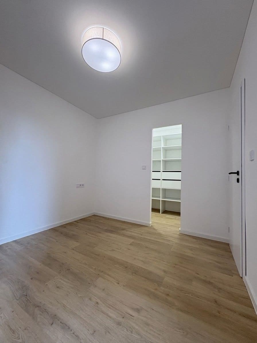 Pronájem bytu 2+kk 50 m², Ohnivcova, Praha, Praha Pronájem bytu 2+kk 50 m², Ohnivcova, Praha, Praha