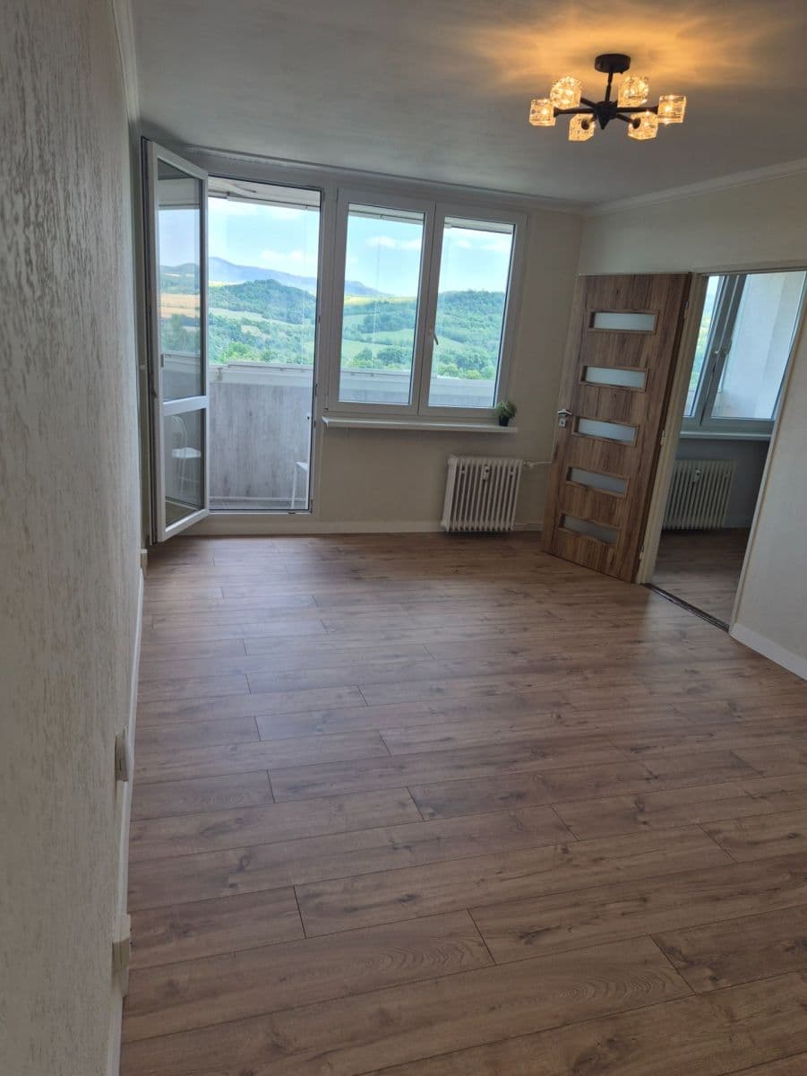 Prodej bytu 1+1 34 m², Fügnerova, Bílina, Ústecký kraj Prodej bytu 1+1 34 m², Fügnerova, Bílina, Ústecký kraj