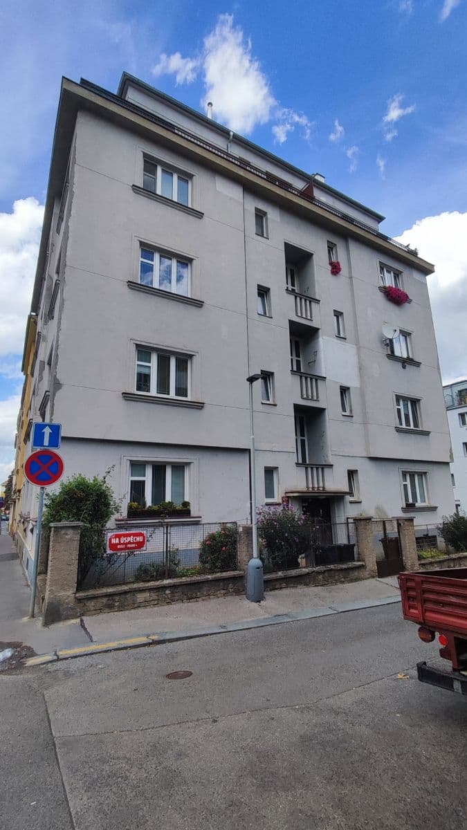 Pronájem bytu 1+1 50 m², Na Úspěchu, Praha, Praha Pronájem bytu 1+1 50 m², Na Úspěchu, Praha, Praha