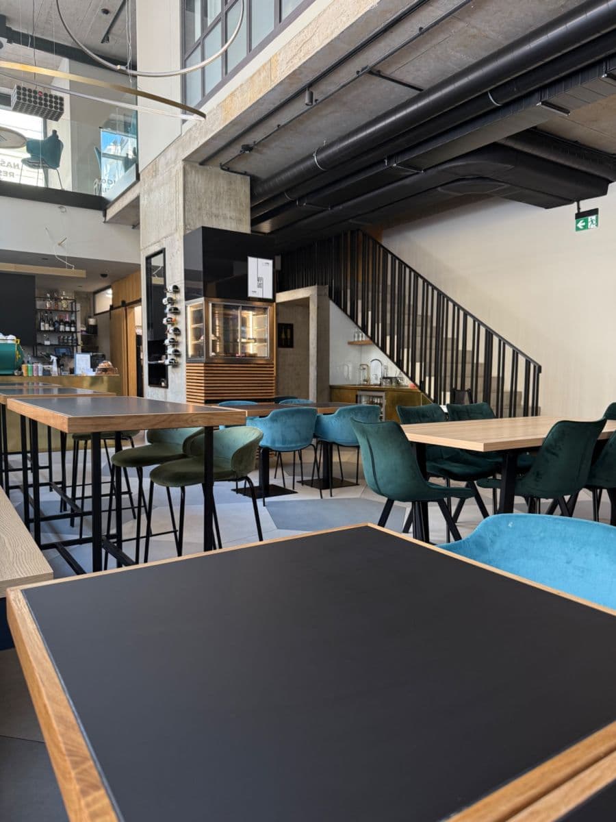 Pronájem nebytového prostoru 167 m², Grafická, Praha, Praha Pronájem nebytového prostoru 167 m², Grafická, Praha, Praha