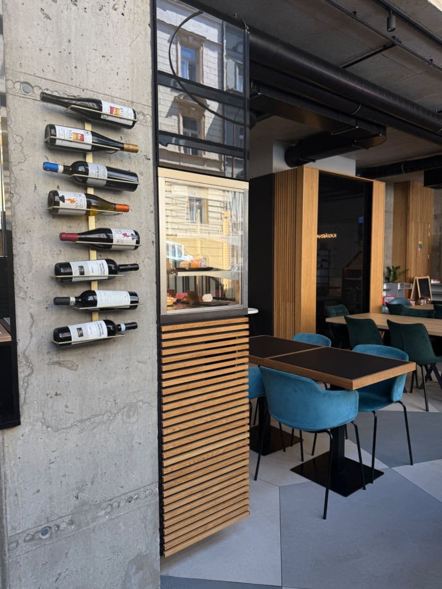 Pronájem nebytového prostoru 167 m², Grafická, Praha, Praha Pronájem nebytového prostoru 167 m², Grafická, Praha, Praha