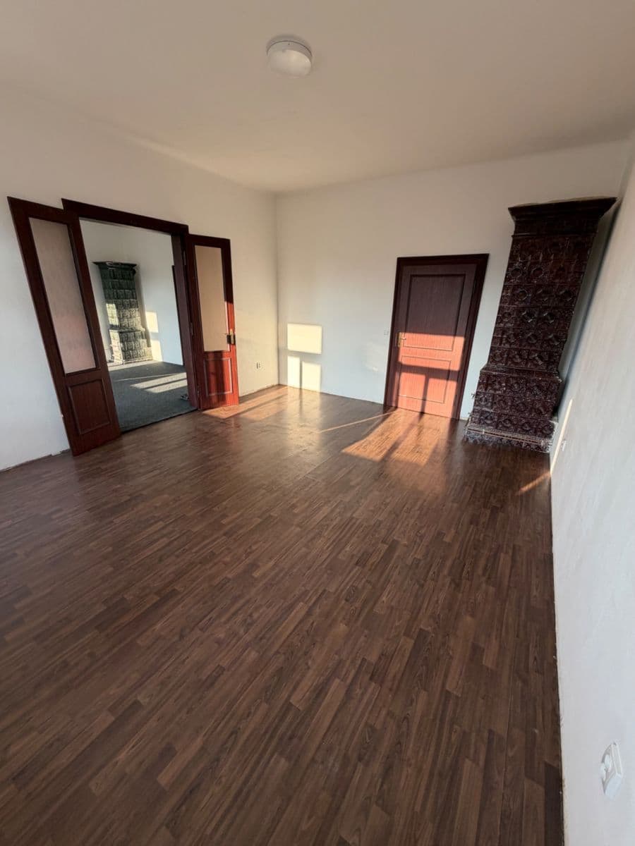 Pronájem bytu 4+1 119 m², 26. dubna, Cheb, Karlovarský kraj Pronájem bytu 4+1 119 m², 26. dubna, Cheb, Karlovarský kraj