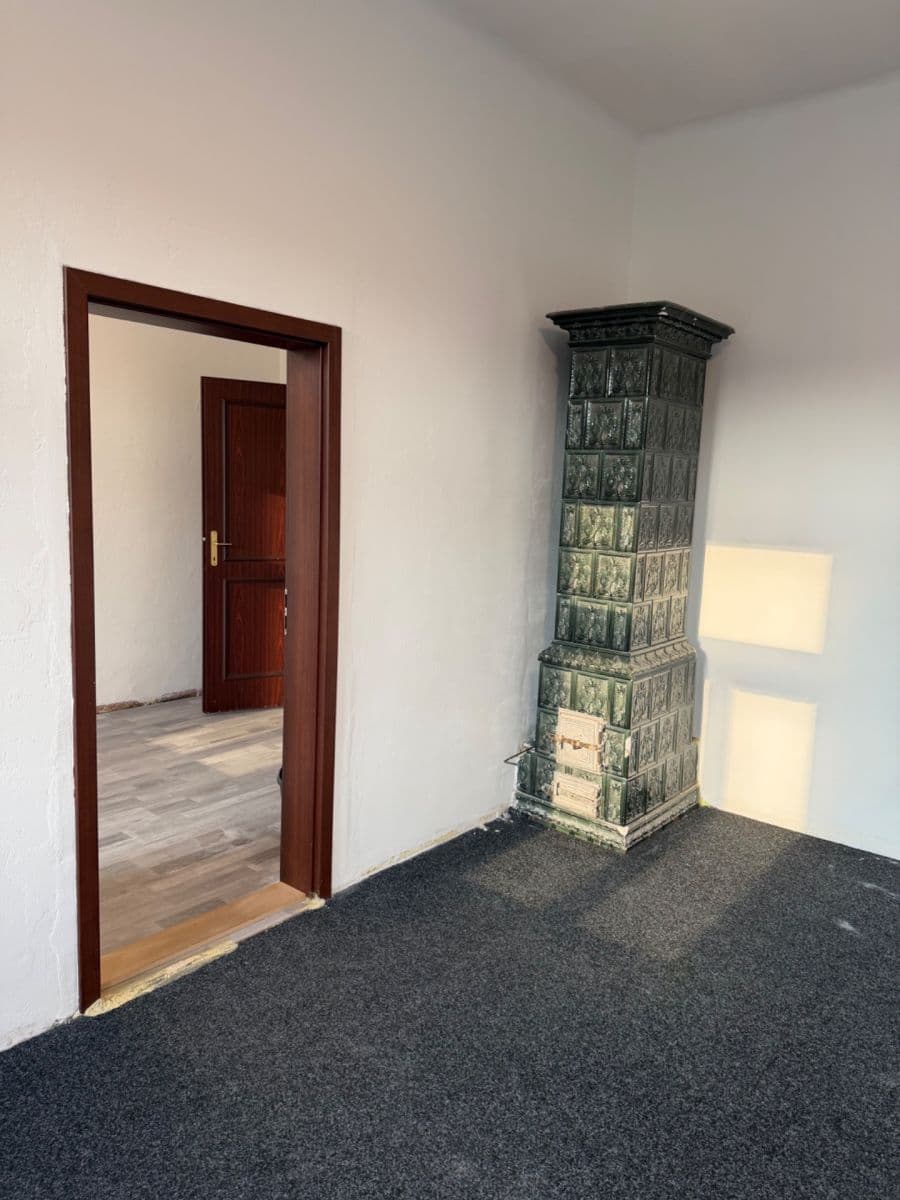 Pronájem bytu 4+1 119 m², 26. dubna, Cheb, Karlovarský kraj Pronájem bytu 4+1 119 m², 26. dubna, Cheb, Karlovarský kraj