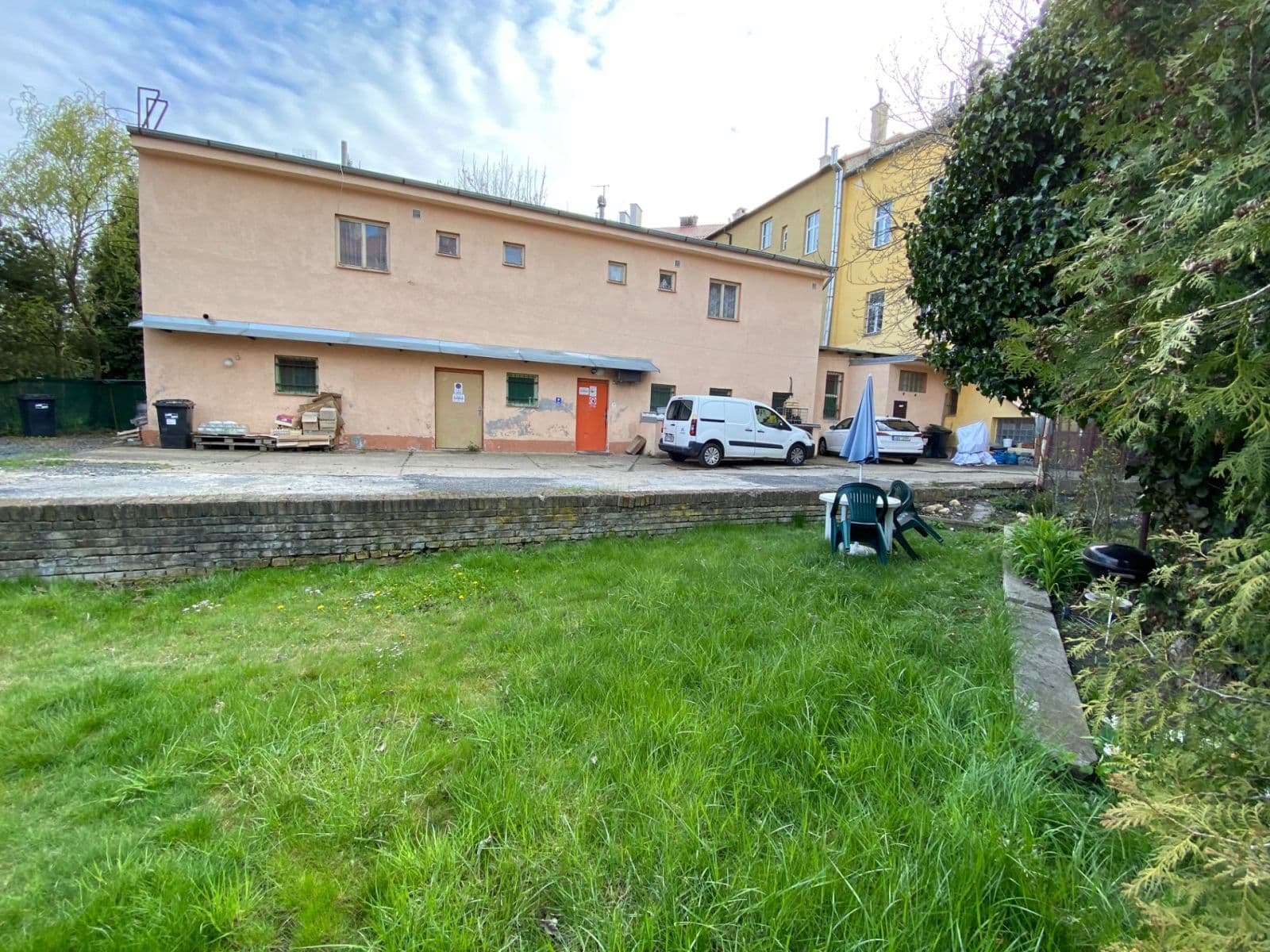 Pronájem bytu 4+1 119 m², 26. dubna, Cheb, Karlovarský kraj Pronájem bytu 4+1 119 m², 26. dubna, Cheb, Karlovarský kraj