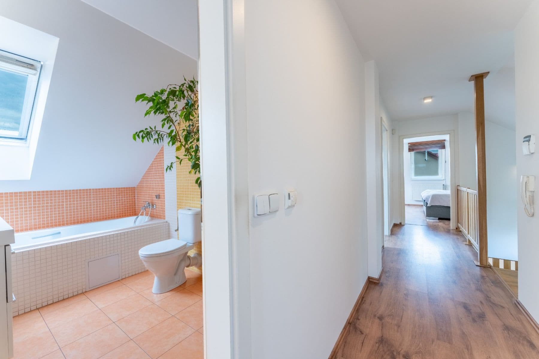 Prodej domu 158 m², pozemek 700 m², U Potoka, Mukařov, Středočeský kraj Prodej domu 158 m², pozemek 700 m², U Potoka, Mukařov, Středočeský kraj