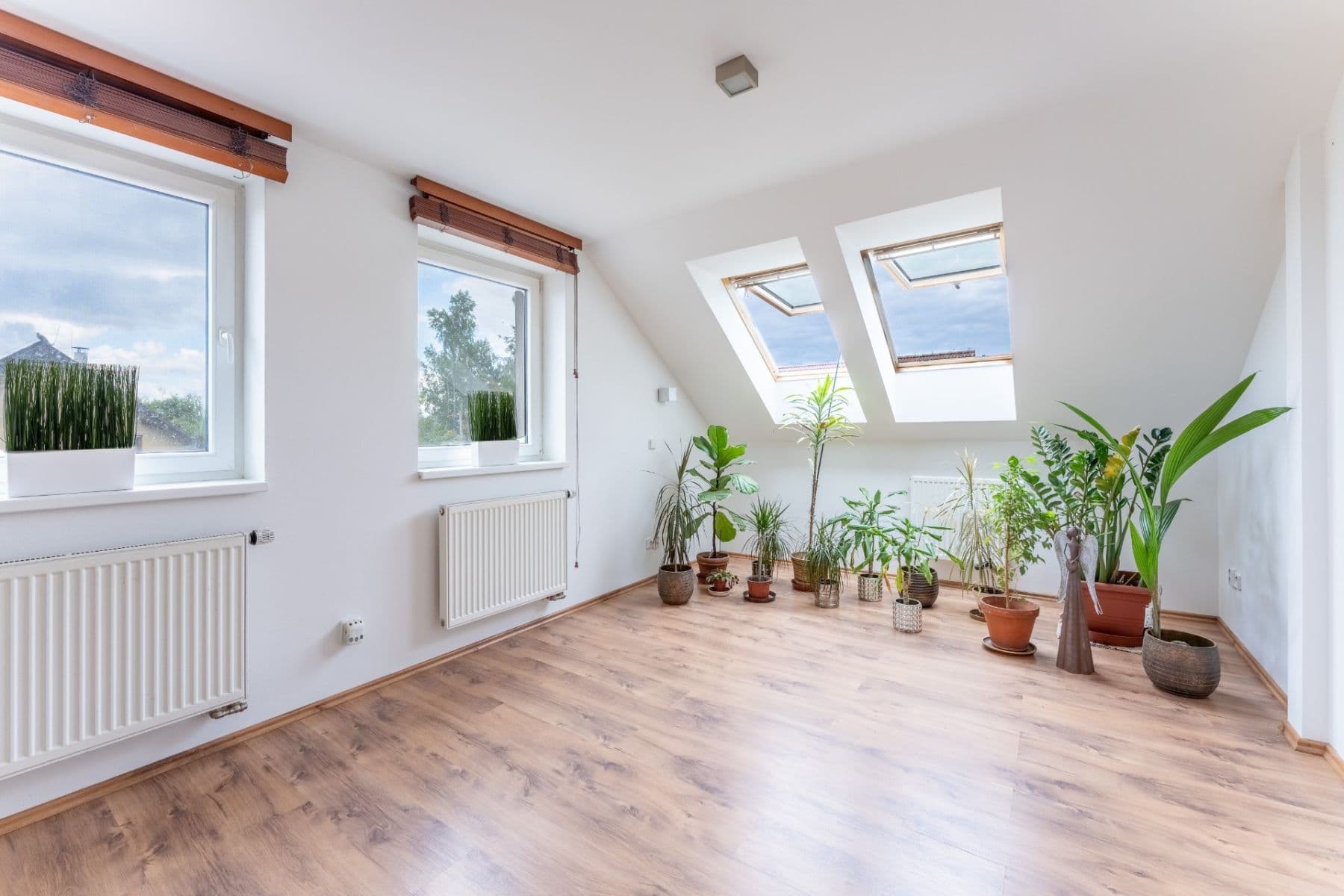 Prodej domu 158 m², pozemek 700 m², U Potoka, Mukařov, Středočeský kraj Prodej domu 158 m², pozemek 700 m², U Potoka, Mukařov, Středočeský kraj