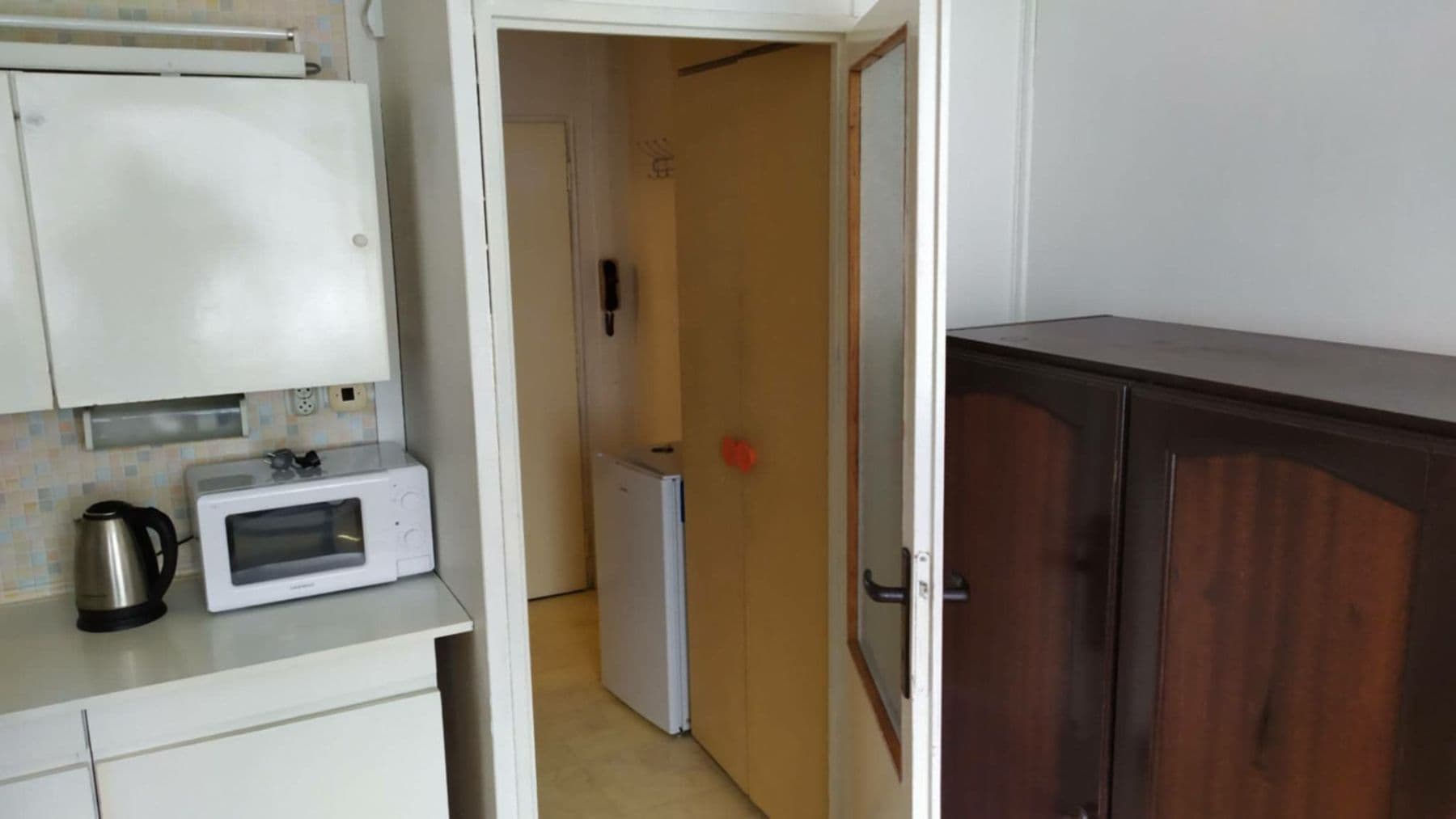Pronájem bytu 1+kk 22 m², Ladova, Ústí nad Labem, Ústecký kraj Pronájem bytu 1+kk 22 m², Ladova, Ústí nad Labem, Ústecký kraj