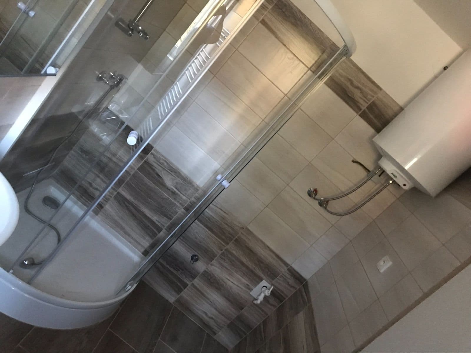 Pronájem bytu 2+1 52 m², 5. května, Mníšek pod Brdy, Středočeský kraj Pronájem bytu 2+1 52 m², 5. května, Mníšek pod Brdy, Středočeský kraj