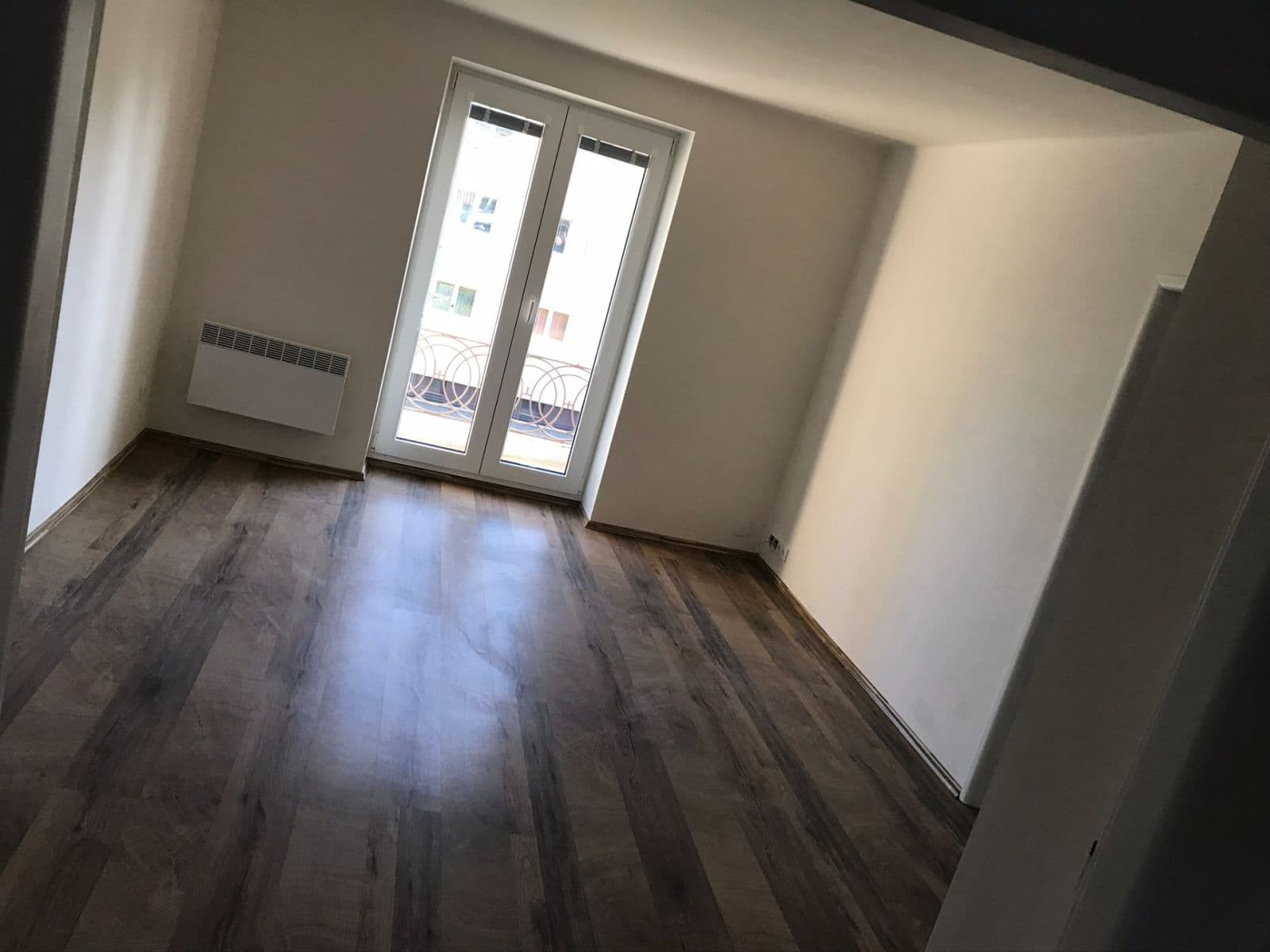 Pronájem bytu 2+1 52 m², 5. května, Mníšek pod Brdy, Středočeský kraj Pronájem bytu 2+1 52 m², 5. května, Mníšek pod Brdy, Středočeský kraj