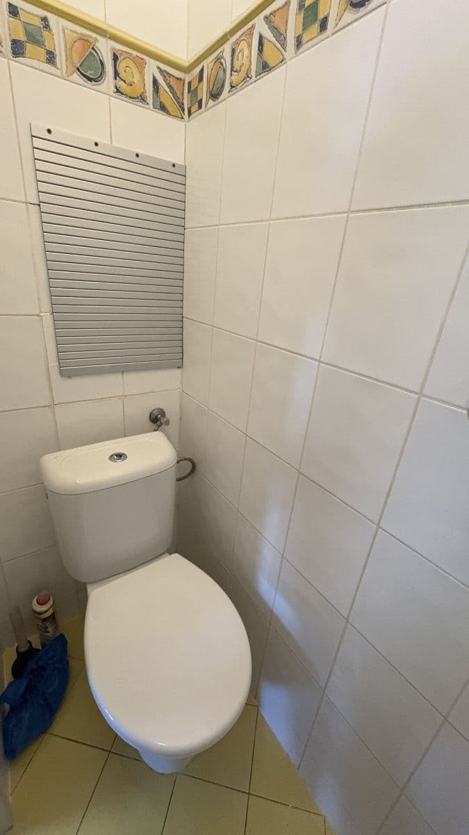Pronájem bytu 3+1 84 m², Roháčova, Český Brod, Středočeský kraj Pronájem bytu 3+1 84 m², Roháčova, Český Brod, Středočeský kraj