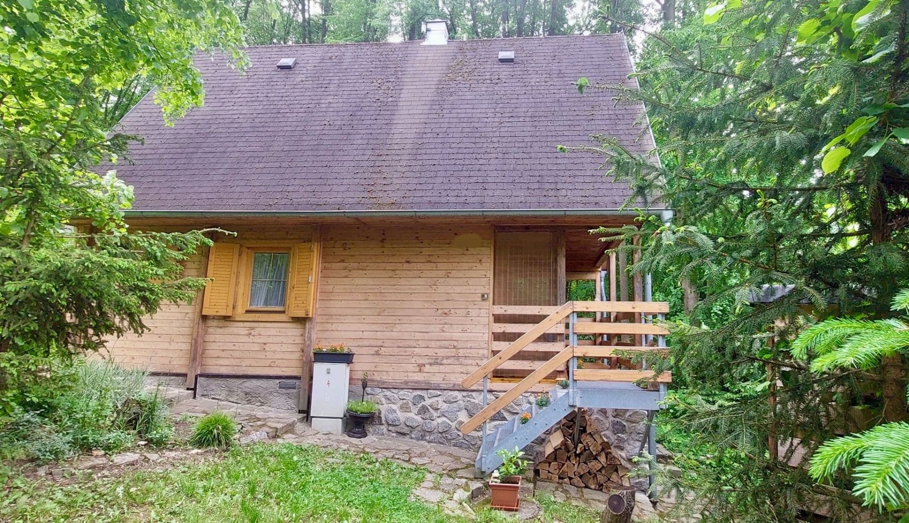 Prodej chaty, chalupy 80 m², pozemek 400 m², Štítary, Jihomoravský kraj Prodej chaty, chalupy 80 m², pozemek 400 m², Štítary, Jihomoravský kraj