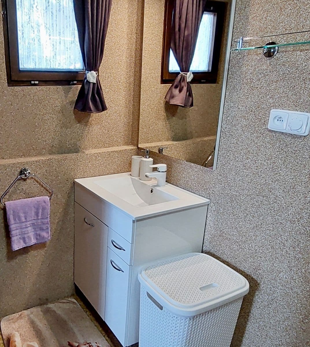 Prodej chaty, chalupy 80 m², pozemek 400 m², Štítary, Jihomoravský kraj Prodej chaty, chalupy 80 m², pozemek 400 m², Štítary, Jihomoravský kraj
