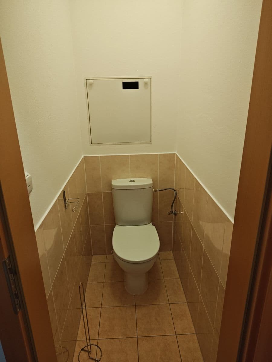 Pronájem bytu 2+kk 53 m², Lysolajská, Horoměřice, Středočeský kraj Pronájem bytu 2+kk 53 m², Lysolajská, Horoměřice, Středočeský kraj