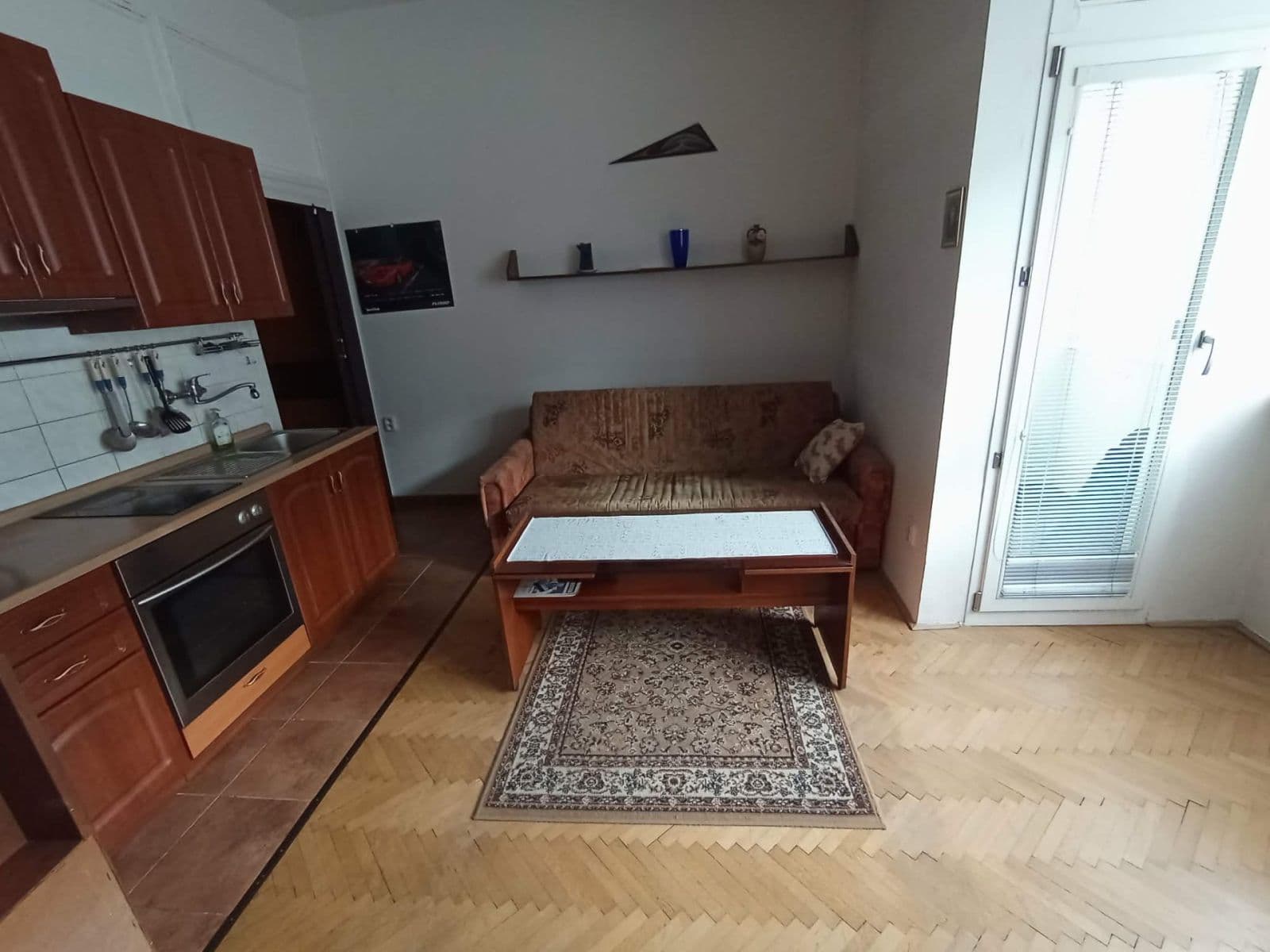 Pronájem bytu 1+kk 25 m², Botanická, Brno, Jihomoravský kraj Pronájem bytu 1+kk 25 m², Botanická, Brno, Jihomoravský kraj