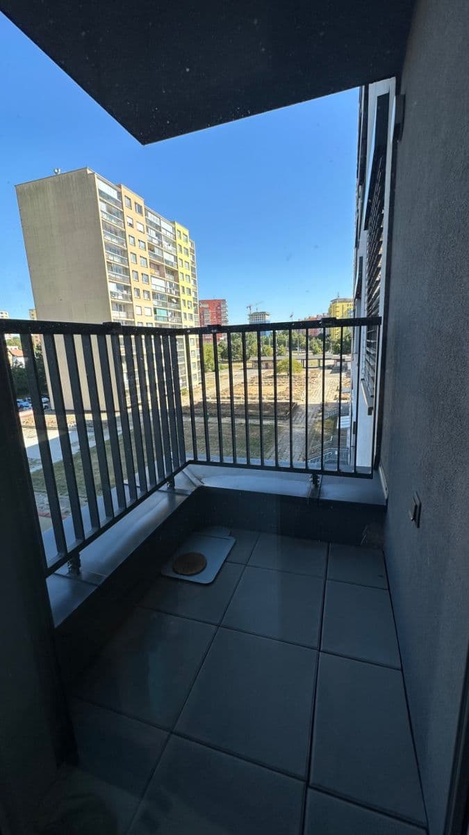 Pronájem bytu 3+kk 70 m², Ve Lhotce, Praha, Praha Pronájem bytu 3+kk 70 m², Ve Lhotce, Praha, Praha