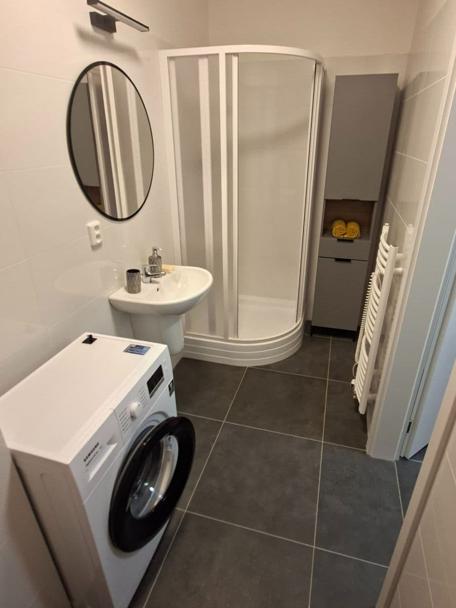 Pronájem bytu 1+kk 33 m², Dělnická, Čelákovice, Středočeský kraj Pronájem bytu 1+kk 33 m², Dělnická, Čelákovice, Středočeský kraj