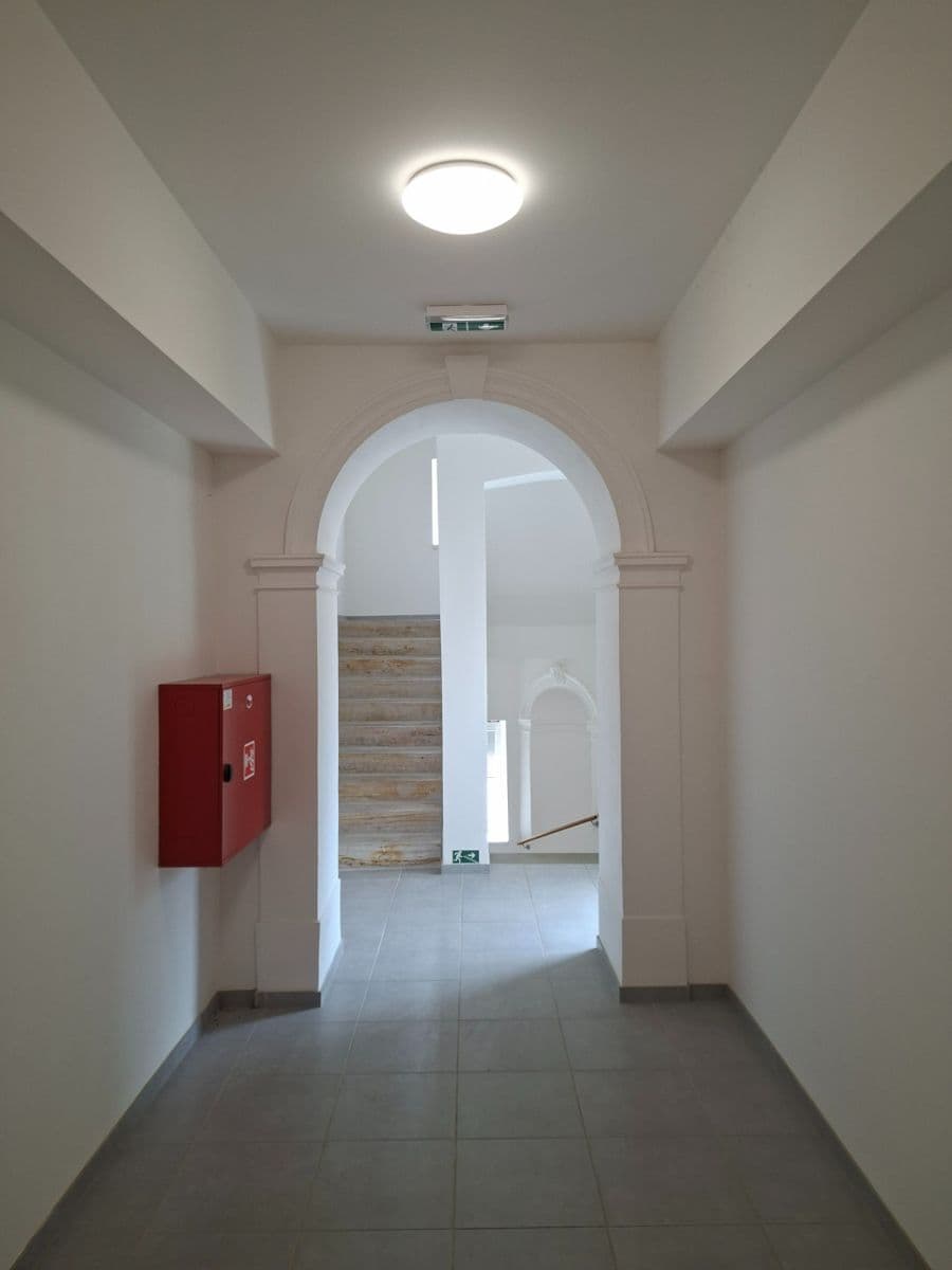 Pronájem bytu 1+kk 33 m², Dělnická, Čelákovice, Středočeský kraj Pronájem bytu 1+kk 33 m², Dělnická, Čelákovice, Středočeský kraj