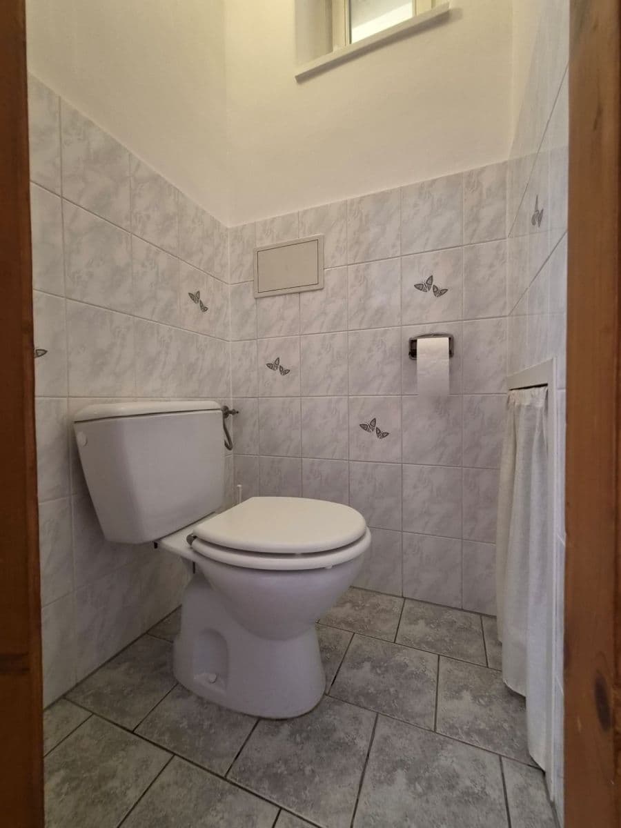 Pronájem bytu 2+1 82 m², U Letenského sadu, Praha, Praha Pronájem bytu 2+1 82 m², U Letenského sadu, Praha, Praha