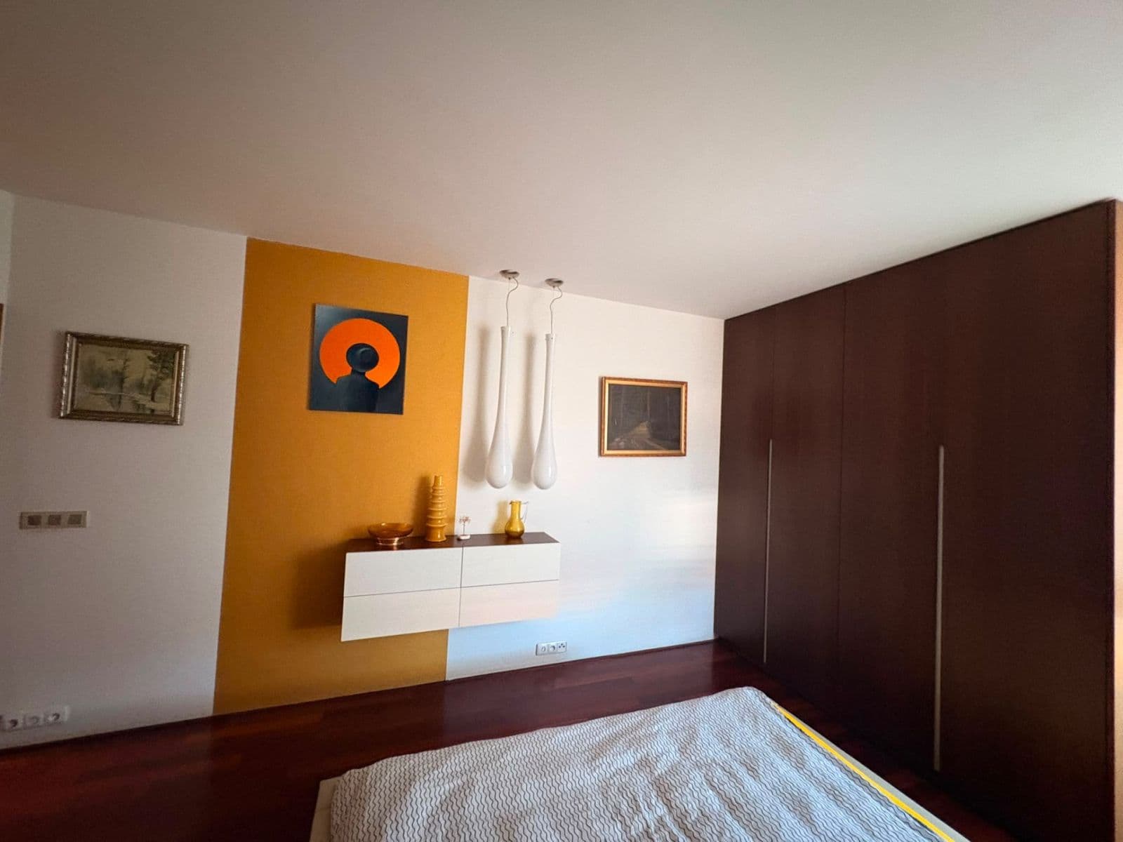 Pronájem bytu 2+1 87 m², Ruská, Praha, Praha Pronájem bytu 2+1 87 m², Ruská, Praha, Praha