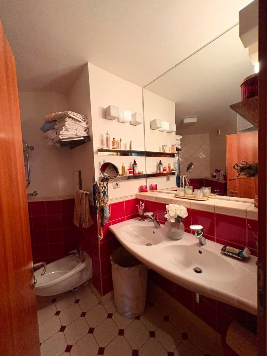 Pronájem bytu 2+1 87 m², Ruská, Praha, Praha Pronájem bytu 2+1 87 m², Ruská, Praha, Praha