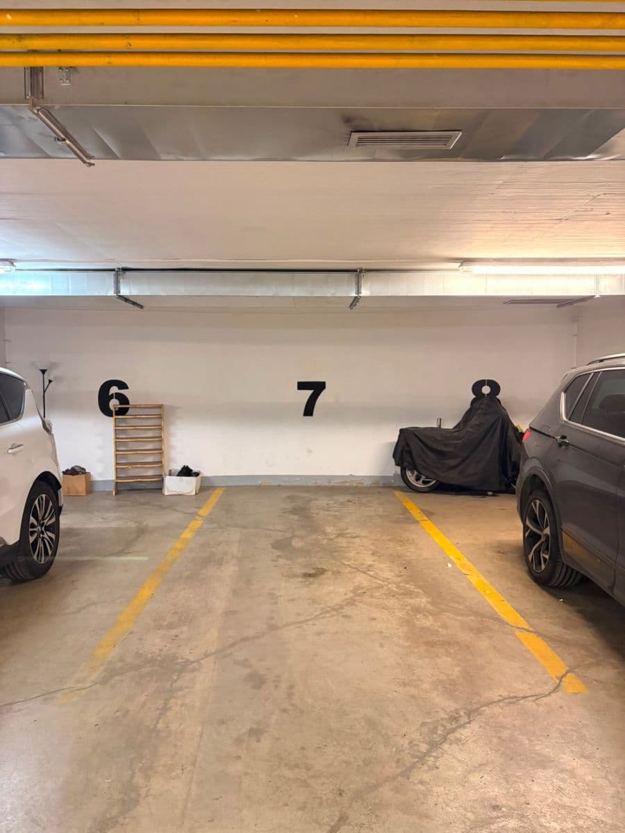 Pronájem bytu 2+1 87 m², Ruská, Praha, Praha Pronájem bytu 2+1 87 m², Ruská, Praha, Praha