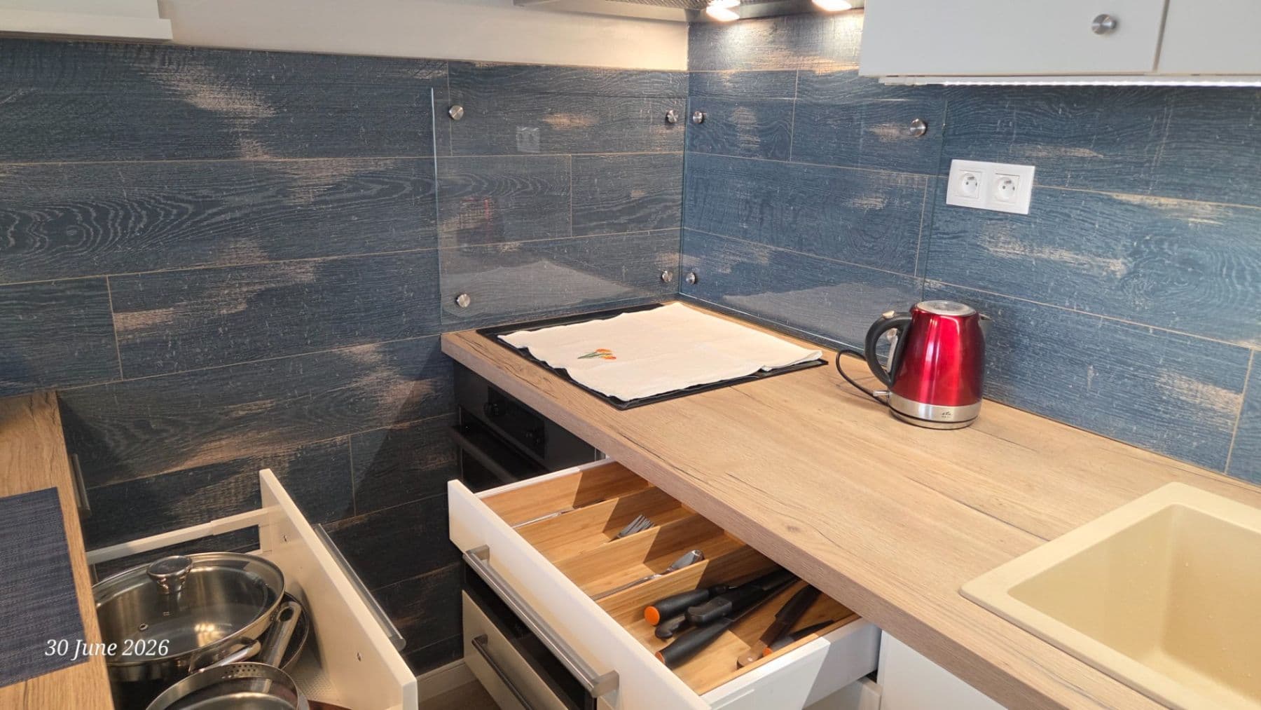 Pronájem bytu 2+1 58 m², Plynárenská, Ružinov, Bratislavský kraj Pronájem bytu 2+1 58 m², Plynárenská, Ružinov, Bratislavský kraj