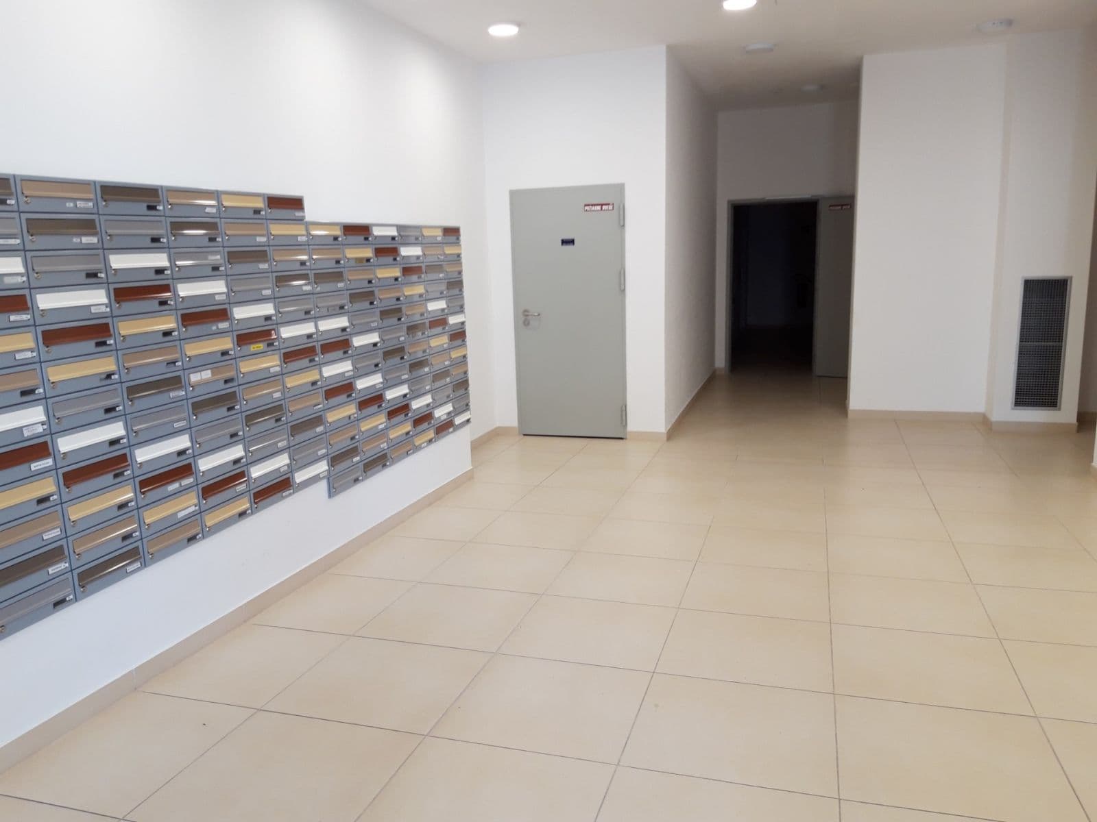 Pronájem bytu 2+1 58 m², Plynárenská, Ružinov, Bratislavský kraj Pronájem bytu 2+1 58 m², Plynárenská, Ružinov, Bratislavský kraj