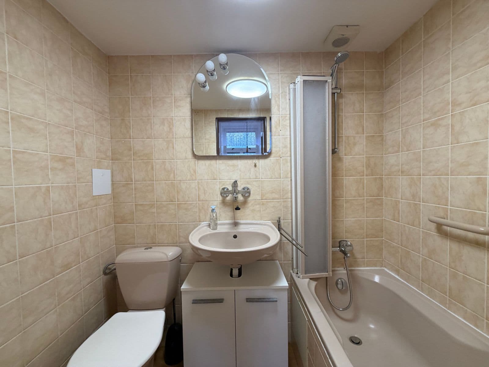 Pronájem bytu 1+kk 29 m², Sokolovská, Praha, Praha Pronájem bytu 1+kk 29 m², Sokolovská, Praha, Praha
