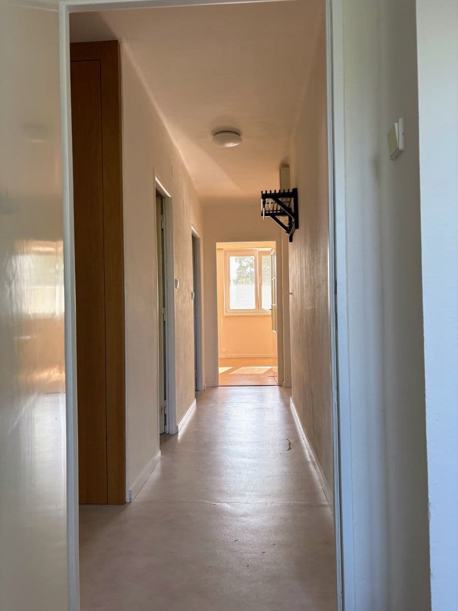 Pronájem bytu 3+1 70 m², Kutnohorská, Kostelec nad Černými lesy, Středočeský kraj Pronájem bytu 3+1 70 m², Kutnohorská, Kostelec nad Černými lesy, Středočeský kraj