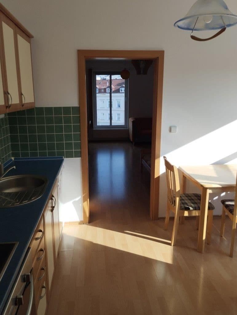 Pronájem bytu 1+1 50 m², Lípová, Liberec, Liberecký kraj Pronájem bytu 1+1 50 m², Lípová, Liberec, Liberecký kraj