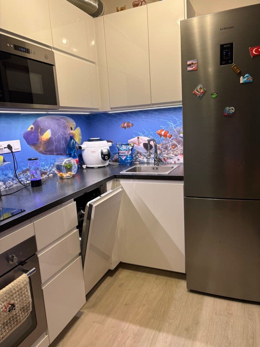Prodej bytu 1+kk 43 m², Škrábkových, Praha, Praha Prodej bytu 1+kk 43 m², Škrábkových, Praha, Praha