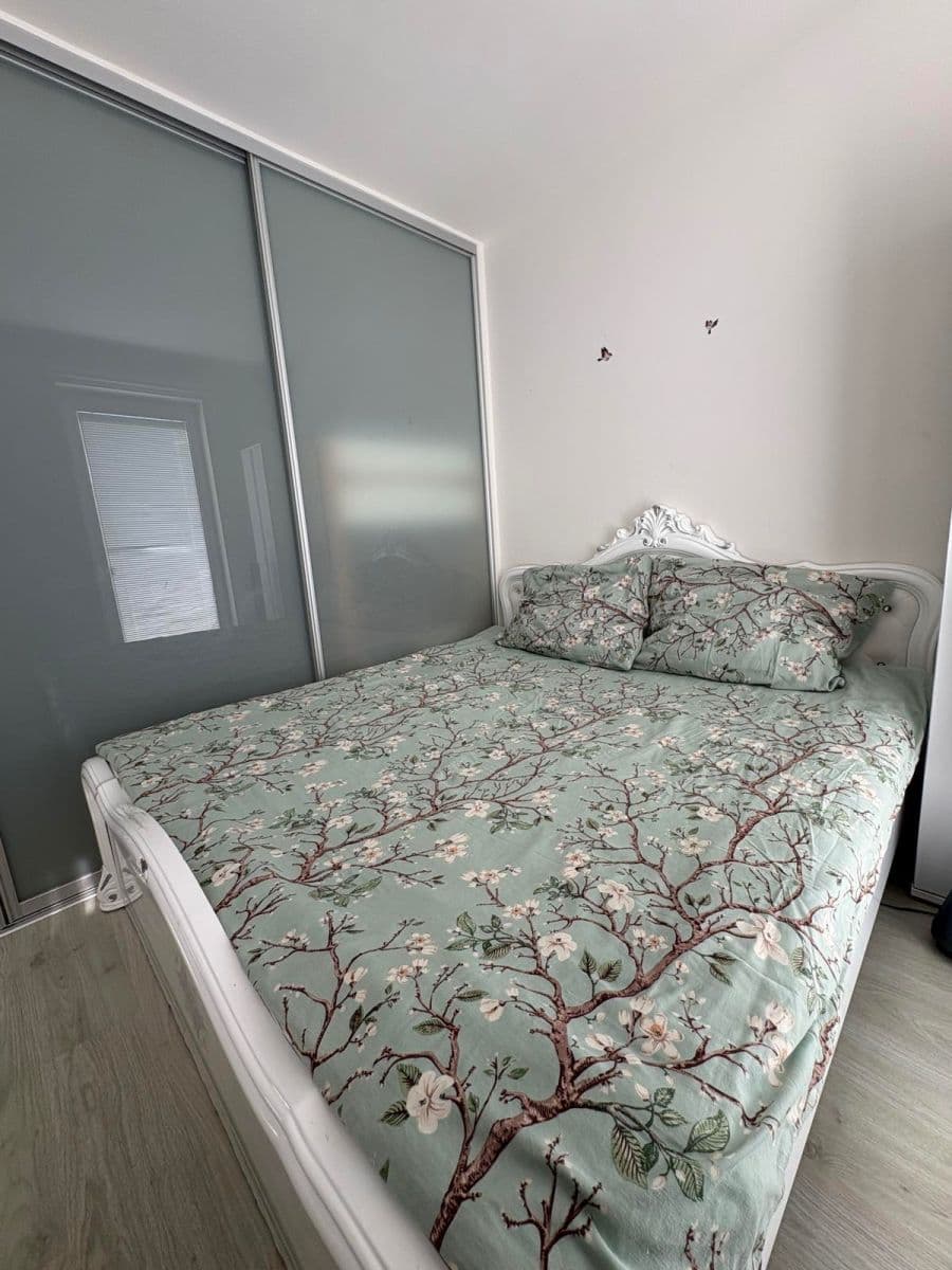 Prodej bytu 1+kk 43 m², Škrábkových, Praha, Praha Prodej bytu 1+kk 43 m², Škrábkových, Praha, Praha