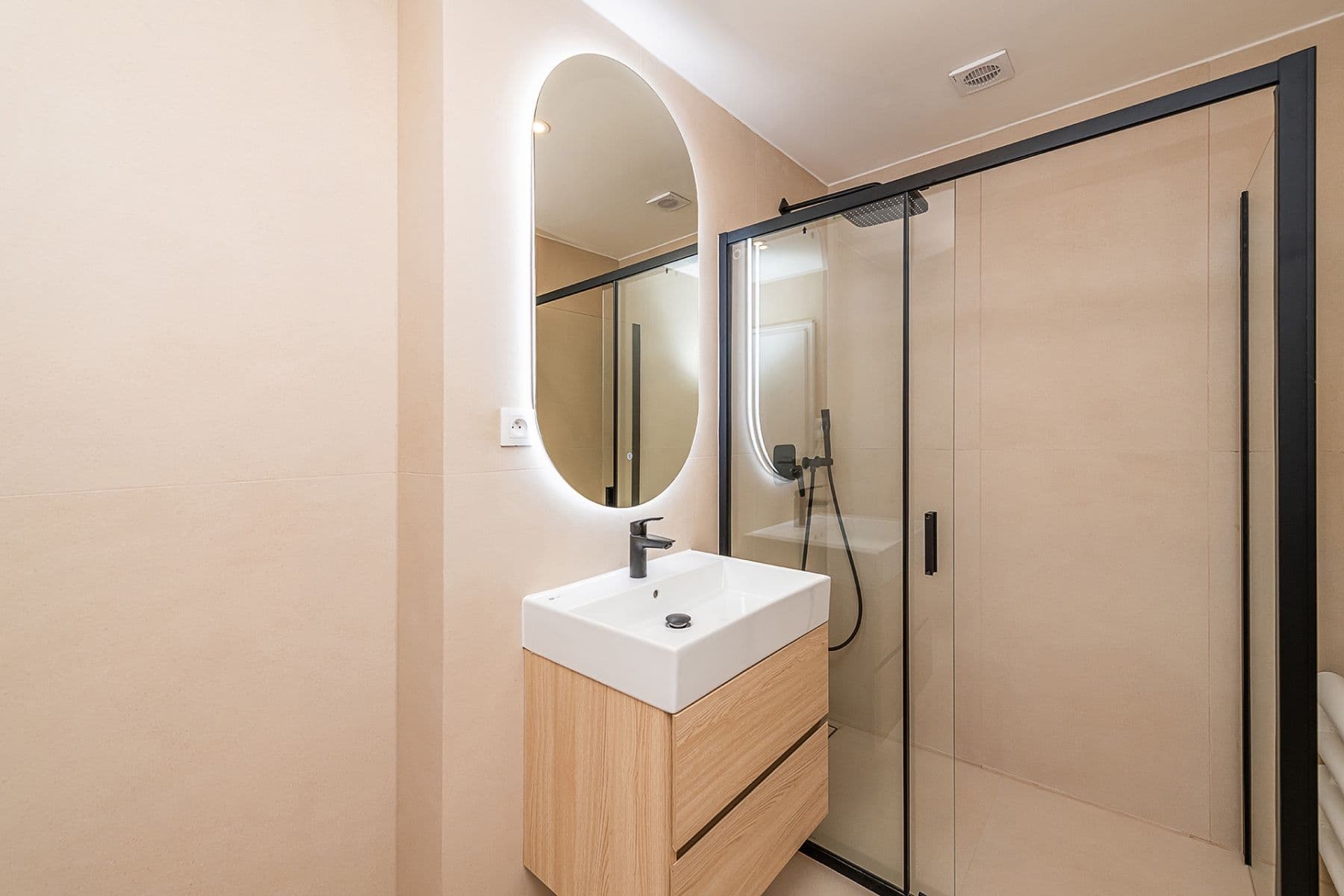 Prodej bytu 2+kk 41 m², Jakutská, Praha, Praha Prodej bytu 2+kk 41 m², Jakutská, Praha, Praha