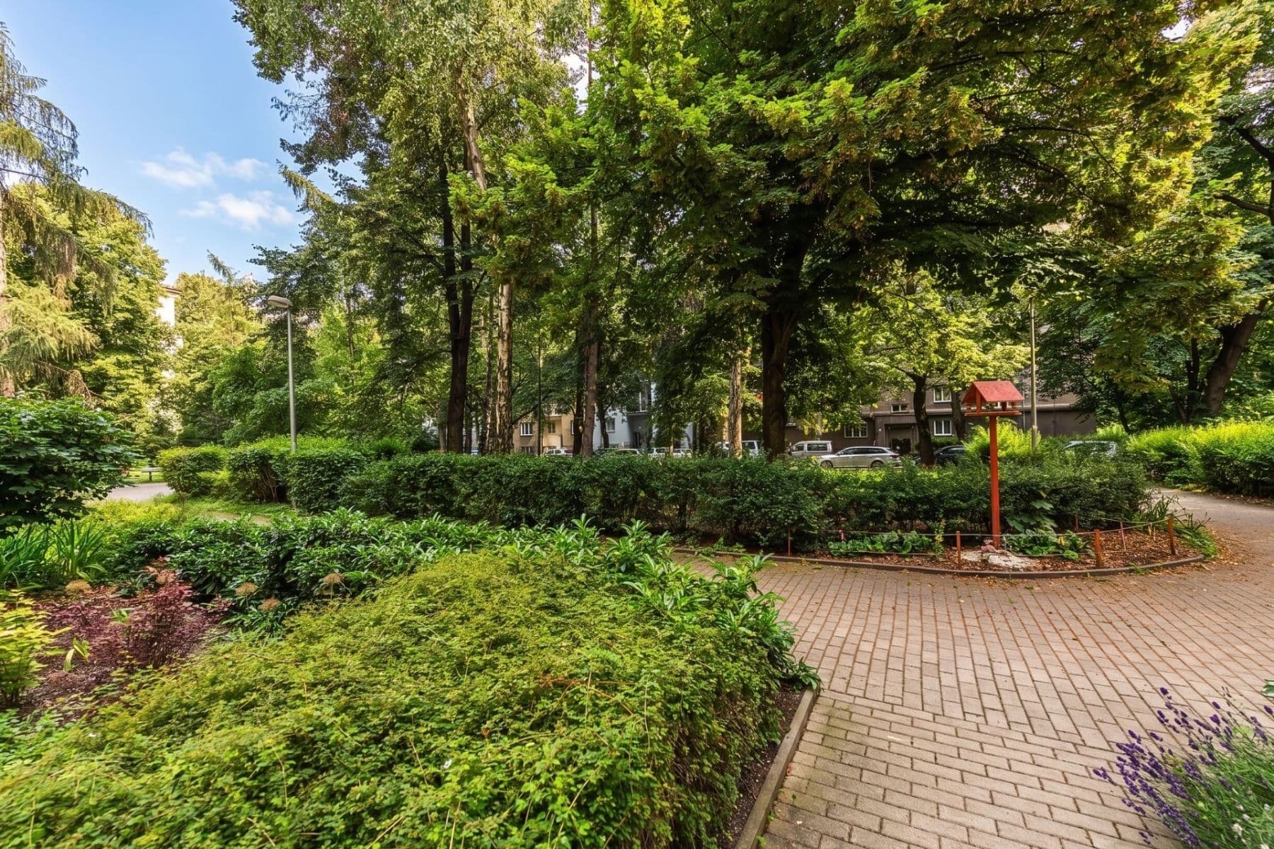 Prodej bytu 2+kk 41 m², Jakutská, Praha, Praha Prodej bytu 2+kk 41 m², Jakutská, Praha, Praha