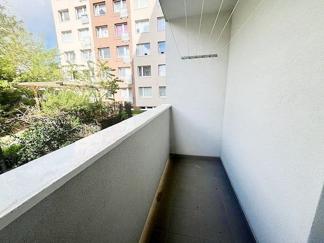 Pronájem bytu 2+kk 40 m², Vitry, Kladno, Středočeský kraj Pronájem bytu 2+kk 40 m², Vitry, Kladno, Středočeský kraj