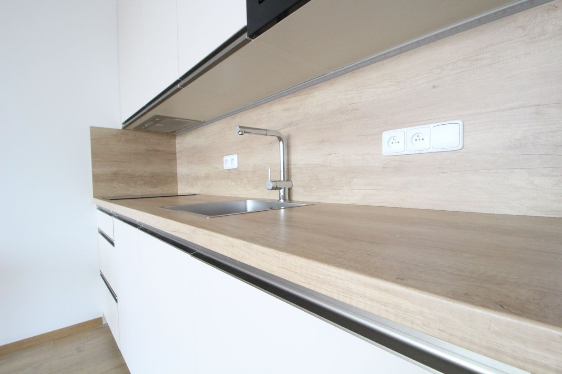 Pronájem bytu 1+kk 60 m², Františka Jansy, Praha, Praha Pronájem bytu 1+kk 60 m², Františka Jansy, Praha, Praha